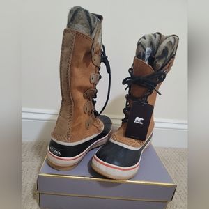 Sorel boots 6.5 brown